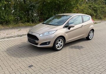 Ford Fiesta 128.540 km 4.600 &euro; Burgdorf 38272