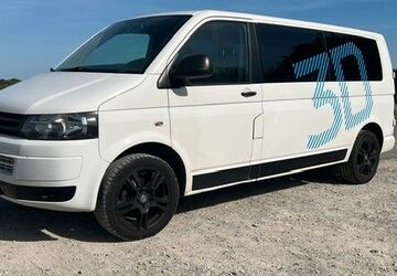VW T5 Transporter 372.650 km 8.400 &euro; Braunschweig 38108