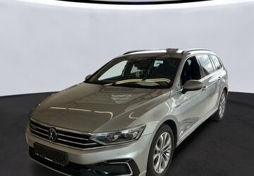 VW Passat Variant 111.660 km 18.900 &euro; Braunschweig 38122