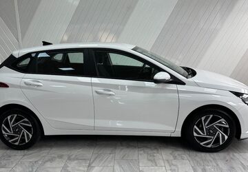 Hyundai i20 10.289 km 19.390 &euro; Liebenburg 38704