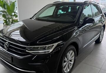 VW Tiguan 75.000 km 21.990 &euro; Braunschweig 38116