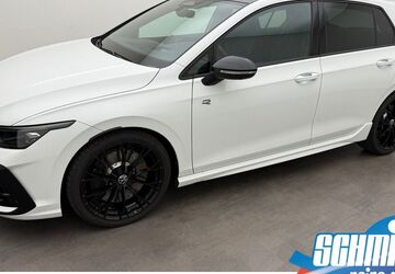 VW Golf 8.760 km 49.400 &euro; Peine 31226