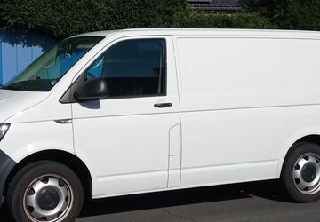 VW T6 Transporter 268.000 km 9.900 &euro; Braunschweig 38116