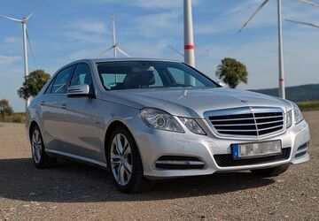Mercedes-Benz E 220 266.000 km 7.900 &euro; Wolfenbüttel 38302