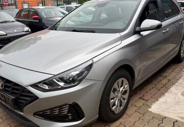 Hyundai i30 180.000 km 7.900 &euro; Wolfenbüttel (Halchter) 38304