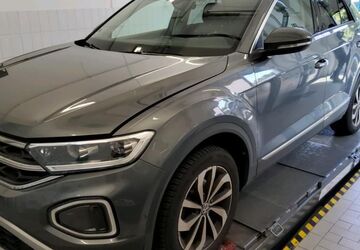 VW T-Roc 208.646 km 15.990 &euro; Braunschweig 38122