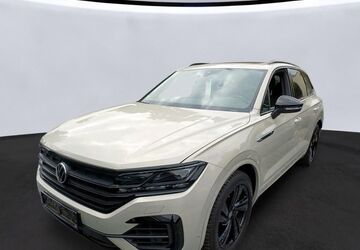 VW Touareg 51.568 km 51.990 &euro; Braunschweig 38122