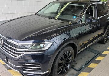 VW Touareg 85.323 km 37.990 &euro; Braunschweig 38122