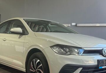VW Polo 64.877 km 12.890 &euro; Braunschweig 38112