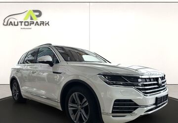 VW Touareg 134.001 km 38.990 &euro; Wolfenbüttel 38304