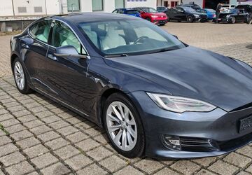 Tesla Model S 358.960 km 18.970 &euro; Braunschweig 38112