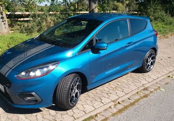 Ford Fiesta 16.000 km 16.499 &euro; Peine 31228