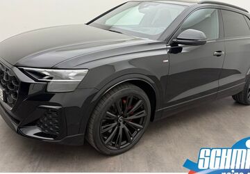 Audi Q8 8.490 km 91.900 &euro; Peine 31226