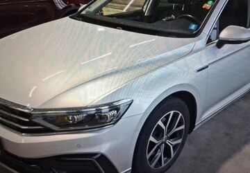 VW Passat Variant 104.457 km 19.990 &euro; Braunschweig 38122