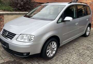 VW Touran 104.113 km 4.900 &euro; Schellerten 31174