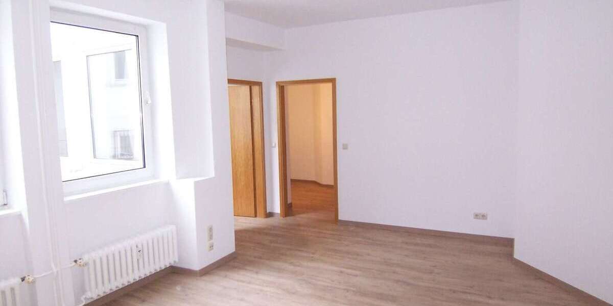 Etagenwohnung Goslar Altstadt - 3 Zimmer, 77 m&sup2;, 500&euro; | Angebot:27186493