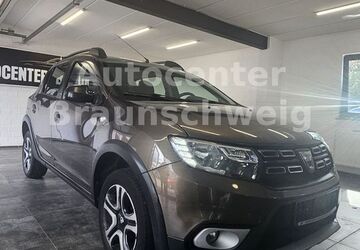 Dacia Sandero 105.000 km 6.990 &euro; Braunschweig 38112