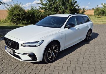 Volvo V90 59.000 km 32.999 &euro; Braunschweig 38110