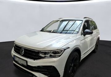 VW Tiguan 81.920 km 30.890 &euro; Braunschweig 38114